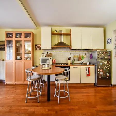 Apartment In The Heart Of