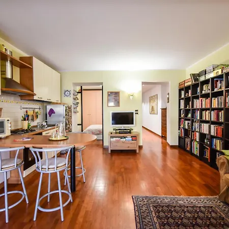 Apartament In The Heart Of *